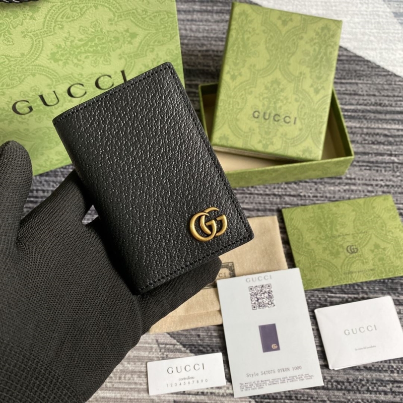 G*u*i wallets & purse